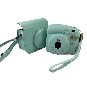Fujifilm Instax Mini 9 Instant Camera Pastel Blue with Carrying Case